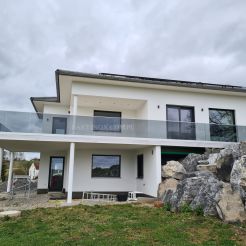Balustrada całoszklana szkło 6,6,4 mm VSG ESG mocowanie w listwie aluminiowej 