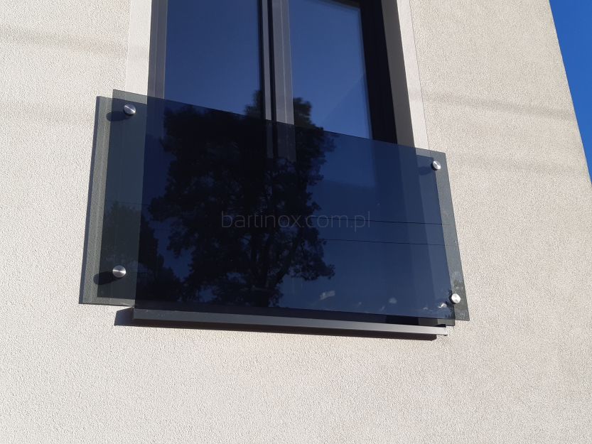 Balkon Francuski ,rzygownik ,zabezpieczenie okienne